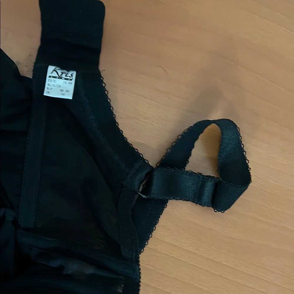 Black Satin Chemise with Structured Bodice - Picture 7 of 11